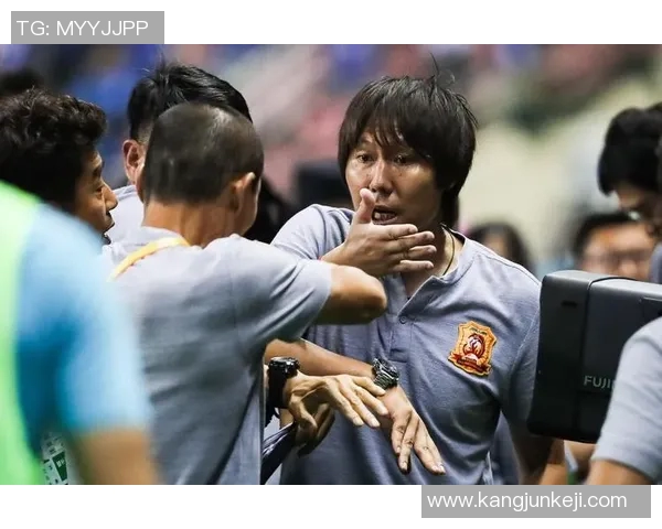 李铁重返足球舞台探讨中国足球未来发展新方向与挑战